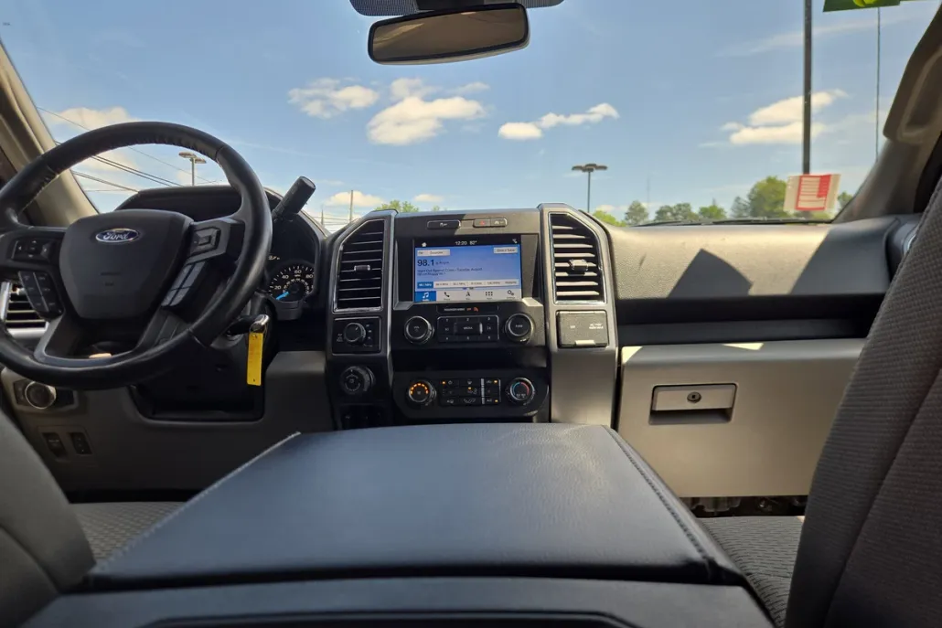 2019 Ford F-150 XLT photo 1