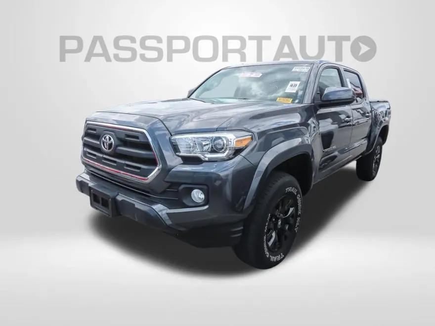 2016 Toyota Tacoma SR5 V6 photo 1