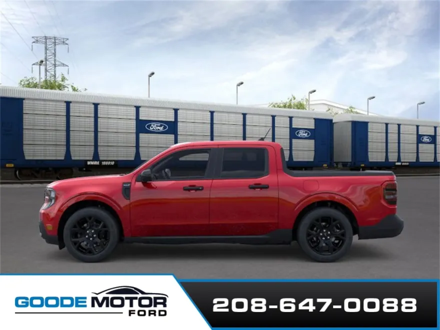 2025 Ford Maverick XLT photo 1