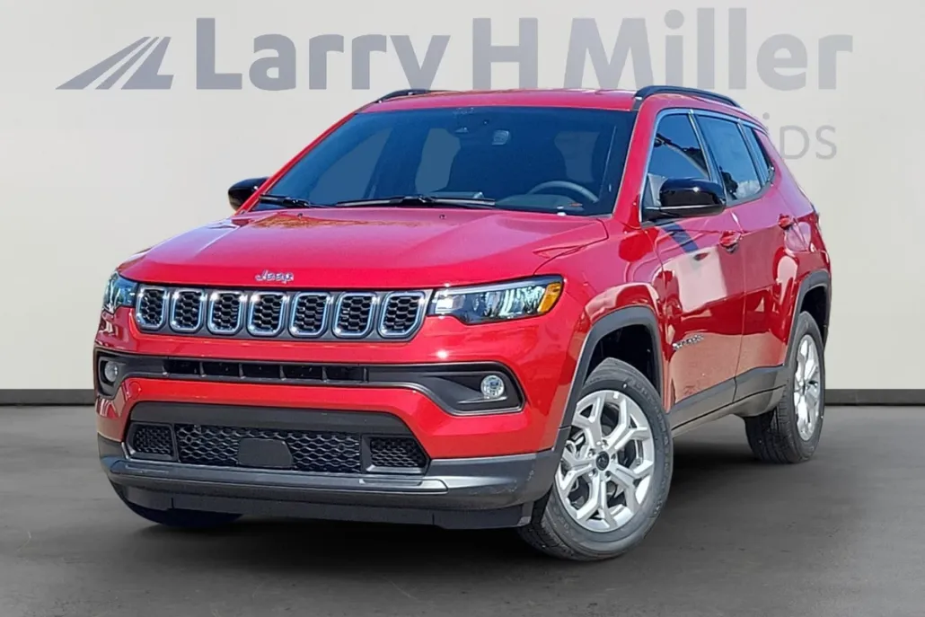 2025 Jeep Compass Latitude photo 1