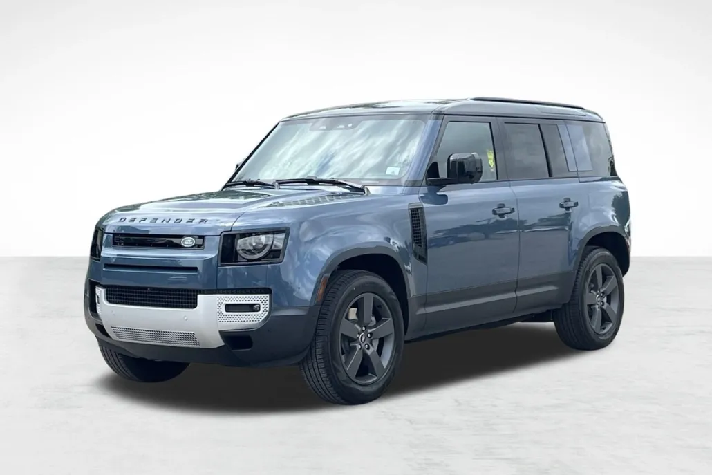 2025 Land Rover Defender S photo 1