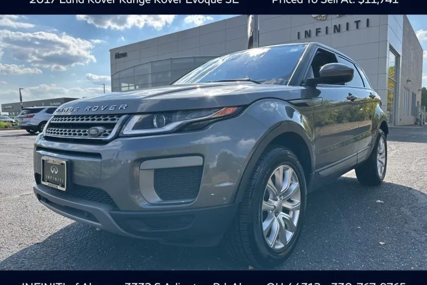 2017 Land Rover Range Rover Evoque SE photo 1