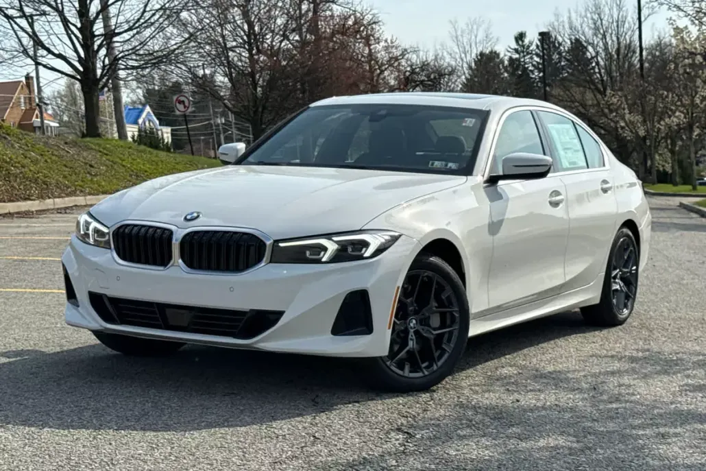 2025 Bmw 330i xDrive photo 1