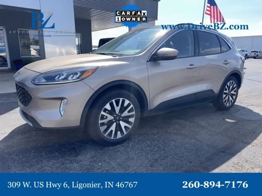 2020 Ford Escape SEL photo 1