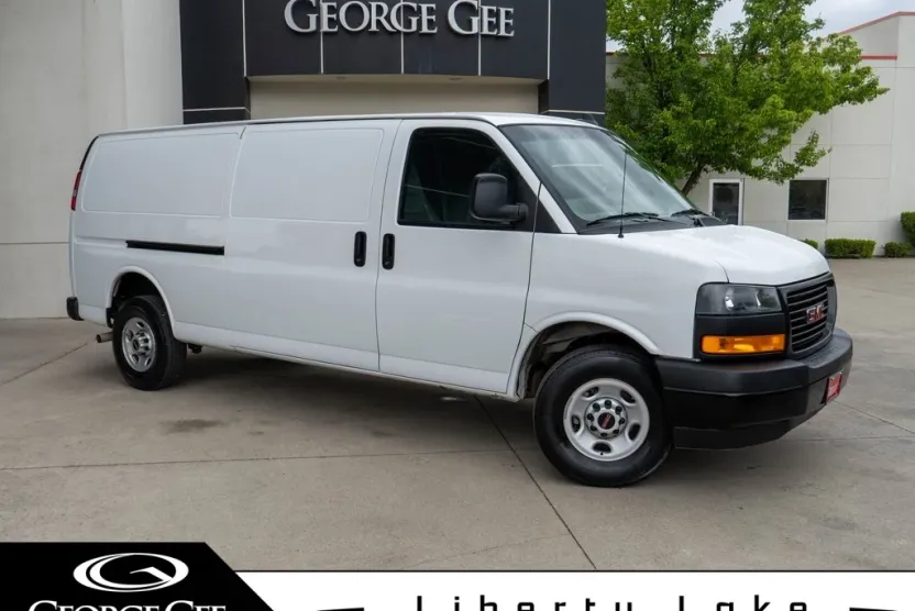 2023 Gmc Savana 2500 photo 1