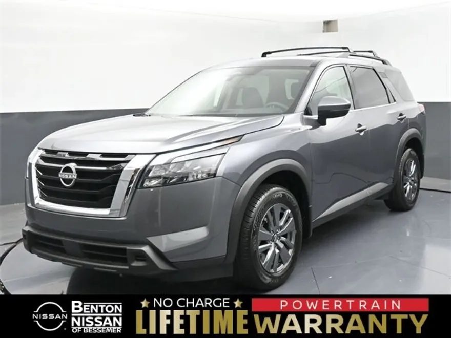 2025 Nissan Pathfinder SV photo 1
