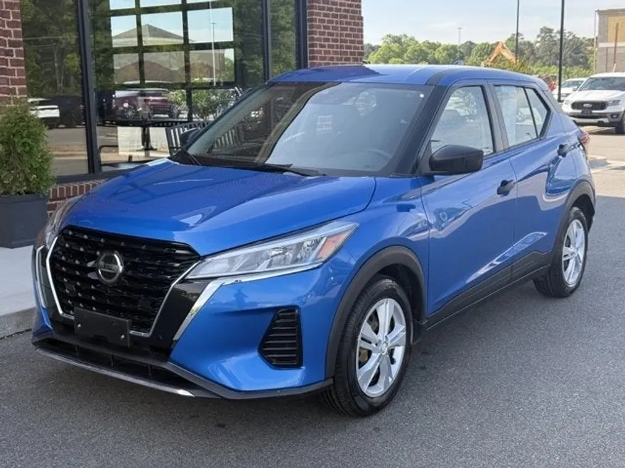 2021 Nissan Kicks S photo 1