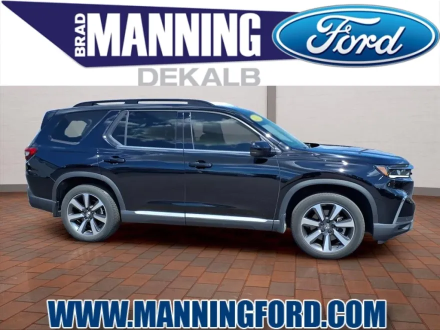 2023 Honda Pilot Touring photo 1