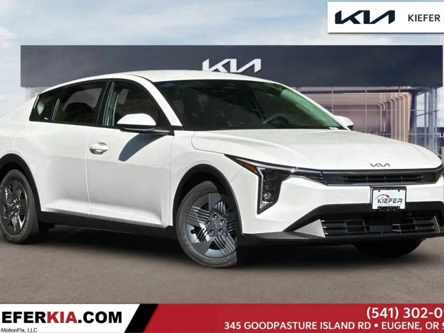 2025 Kia K4 LX photo 1