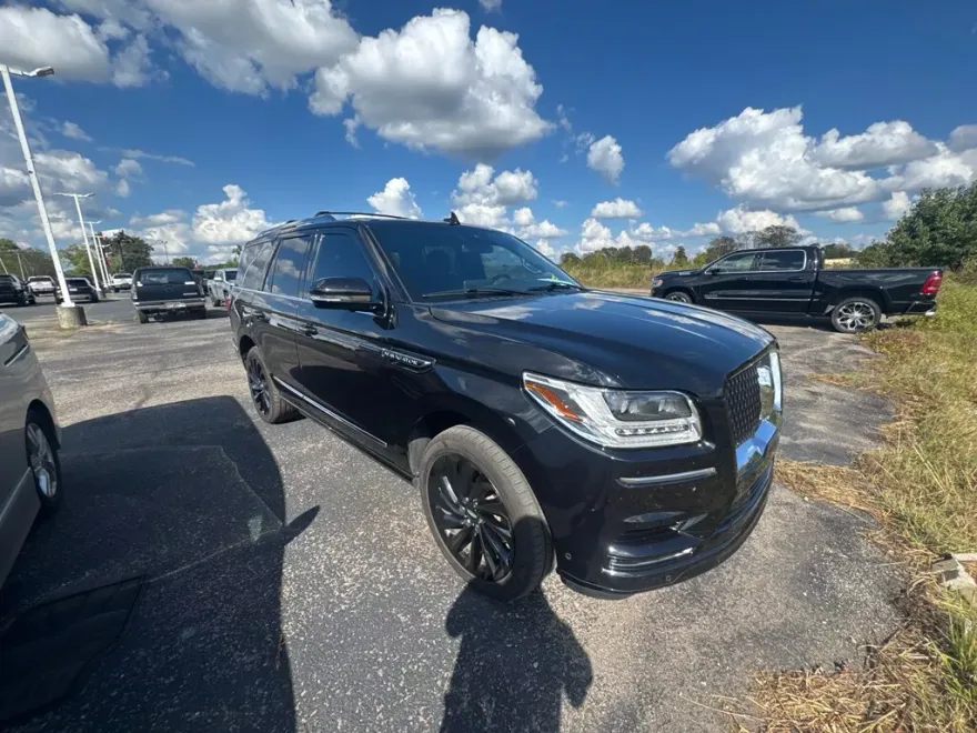 2021 Lincoln Navigator Reserve photo 1