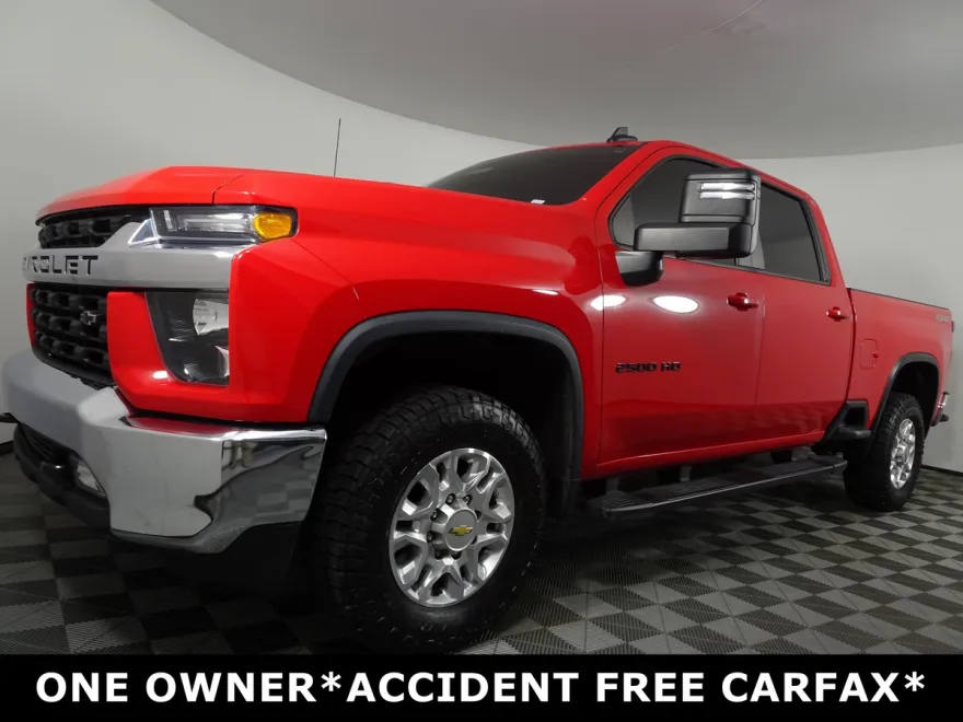 2022 Chevrolet Silverado 2500HD LT photo 1