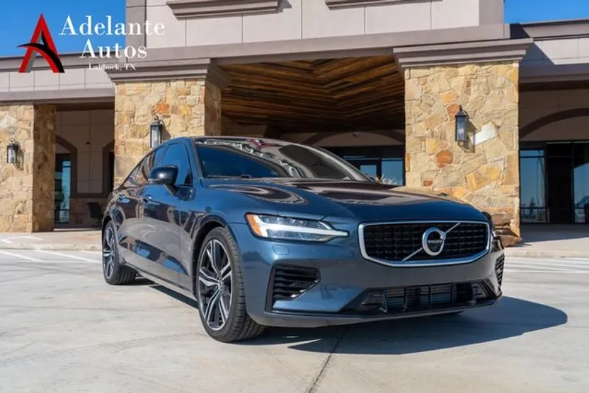 2019 Volvo S60 T8 R-Design photo 1