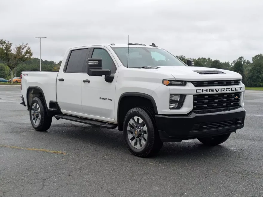 2023 Chevrolet Silverado 2500HD Custom photo 1
