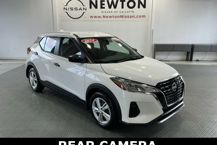 2024 Nissan Kicks S photo 1
