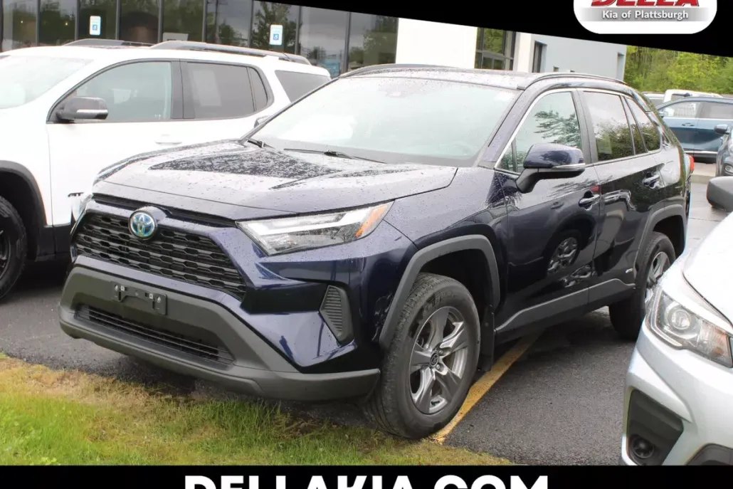 2022 Toyota RAV4 Hybrid XLE photo 1