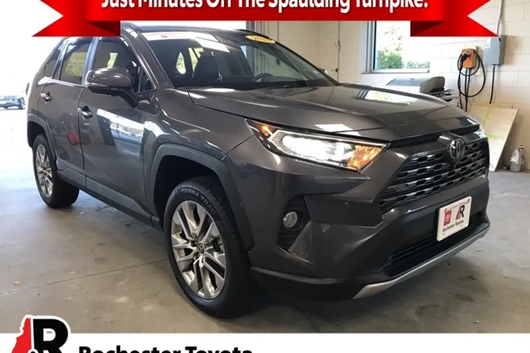 2021 Toyota RAV4 Limited photo 1