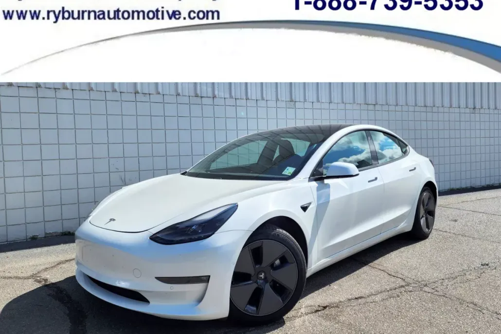2021 Tesla Model 3 Long Range photo 1