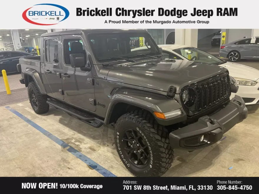2024 Jeep Gladiator Willys photo 1