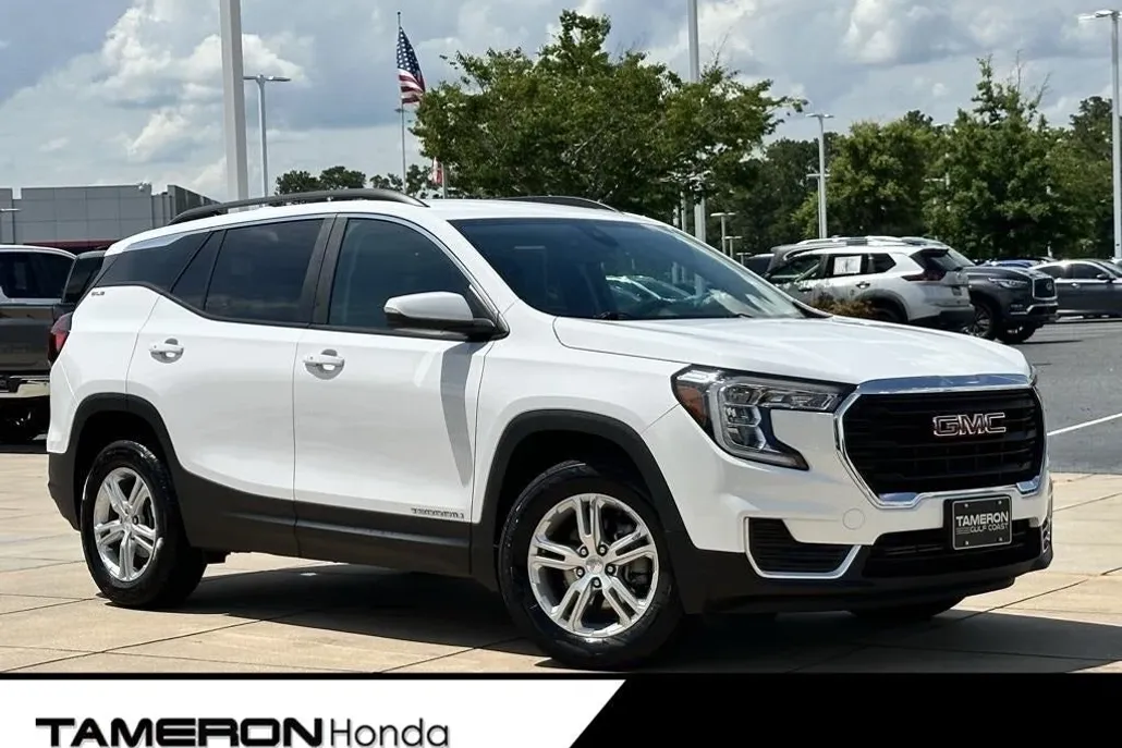 2023 Gmc Terrain SLE photo 1