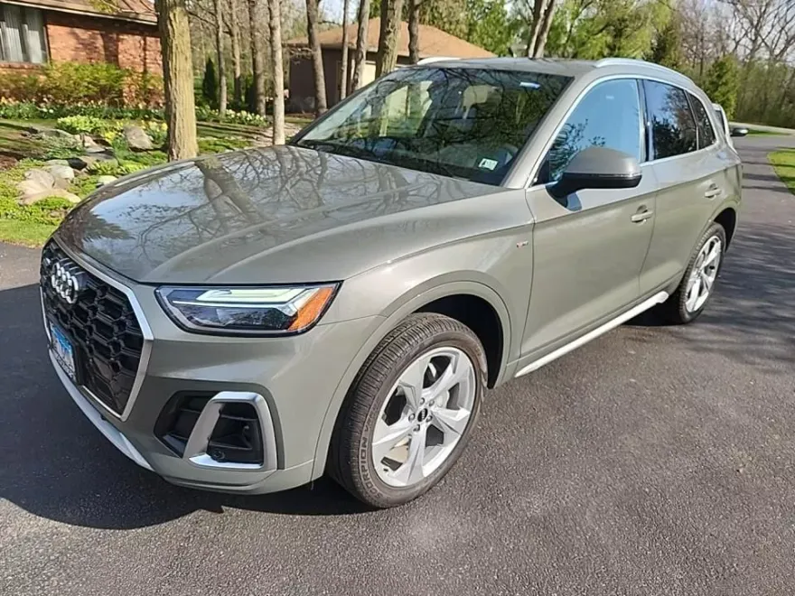2024 Audi Q5 45 S line Premium Plus photo 1