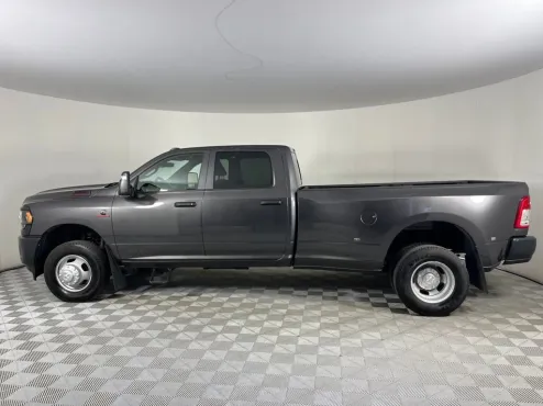 2024 Ram 3500 Tradesman photo 4