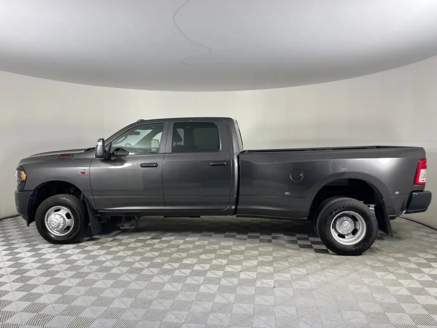 2024 Ram 3500 Tradesman photo 4