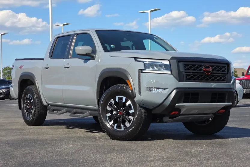 2023 Nissan Frontier PRO-4X photo 1