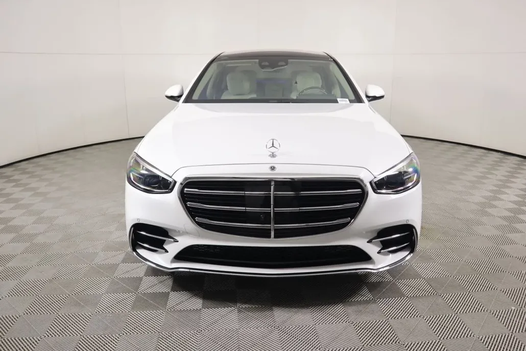 2026 Mercedes Benz S 580 4MATIC photo 1