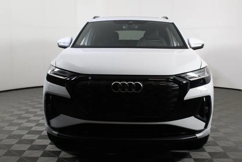 2022 Audi Q4 E-tron Prestige photo 1