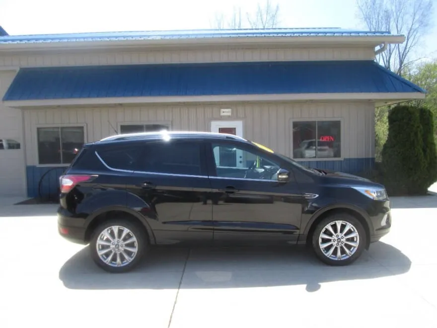 2017 Ford Escape Titanium photo 1