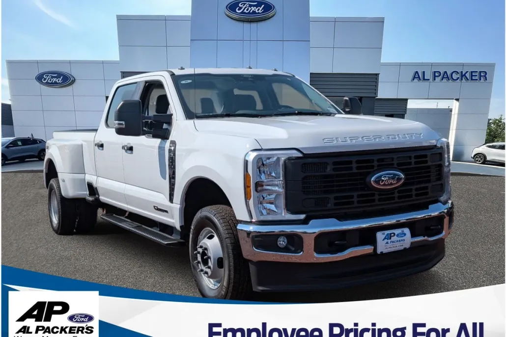 2025 Ford F-350 XL photo 1
