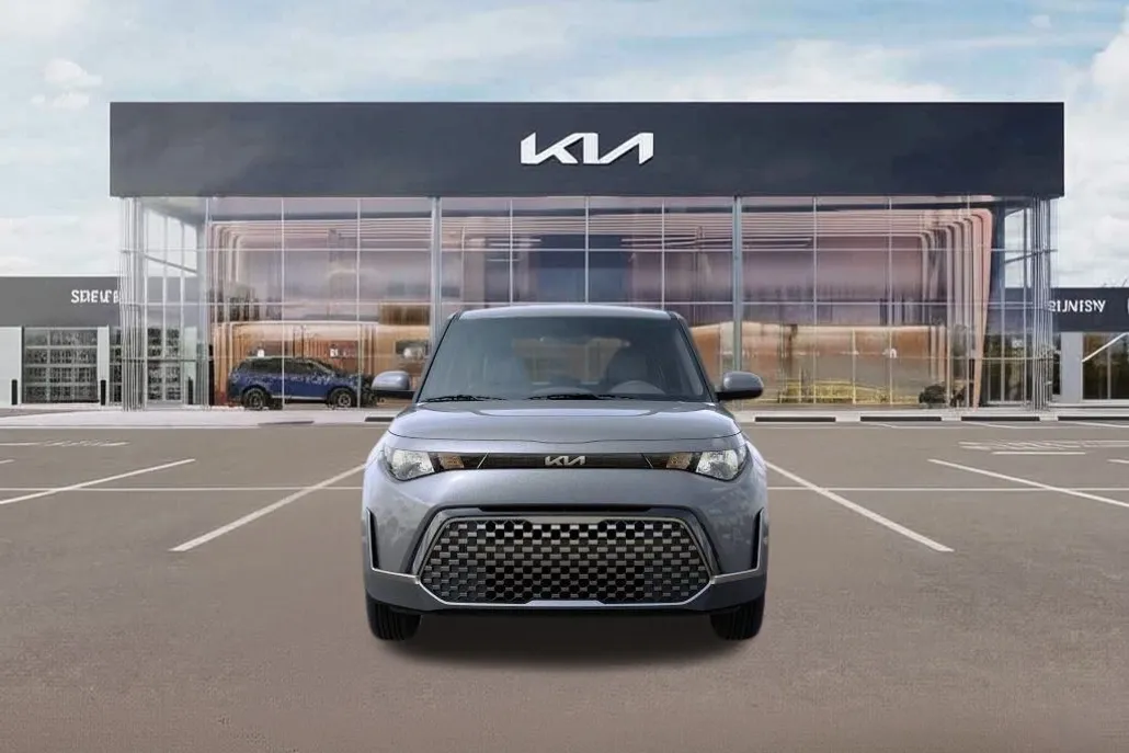 2025 Kia Soul EX photo 1