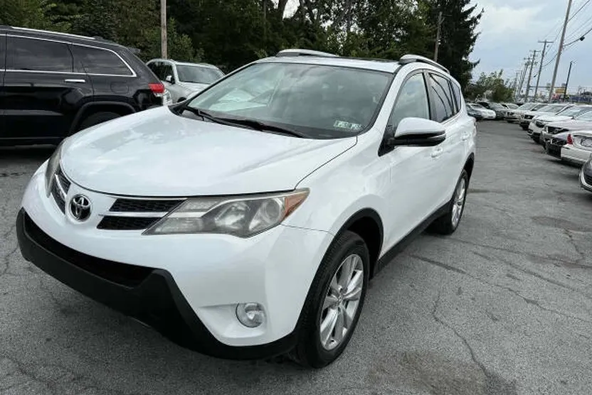 2014 Toyota RAV4 Limited photo 1