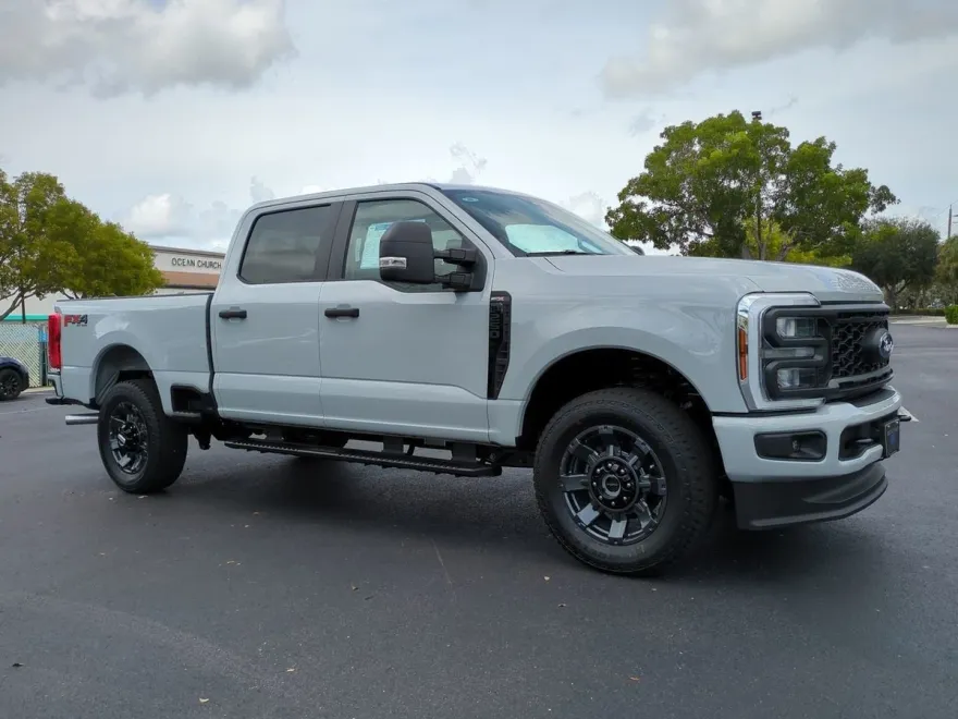 2026 Ford F-250 photo 1