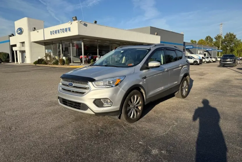 2018 Ford Escape Titanium photo 1