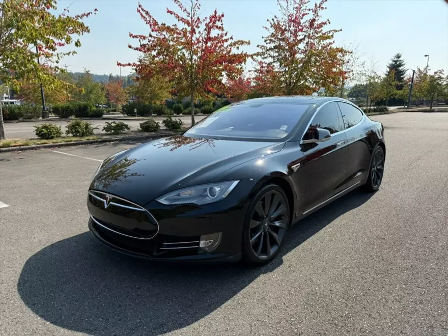 2014 Tesla Model S P85 photo 1