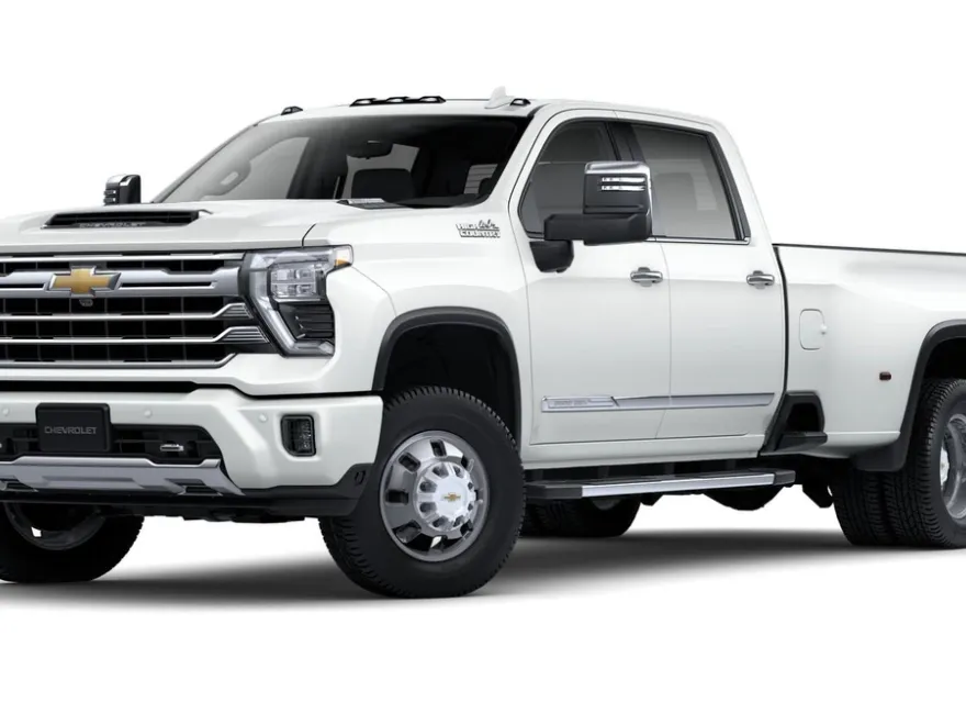 2025 Chevrolet Silverado 3500HD High Country photo 1