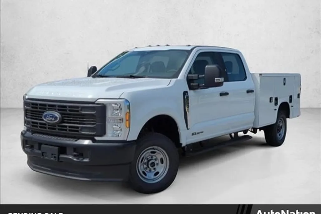 2025 Ford F-250 XL photo 1