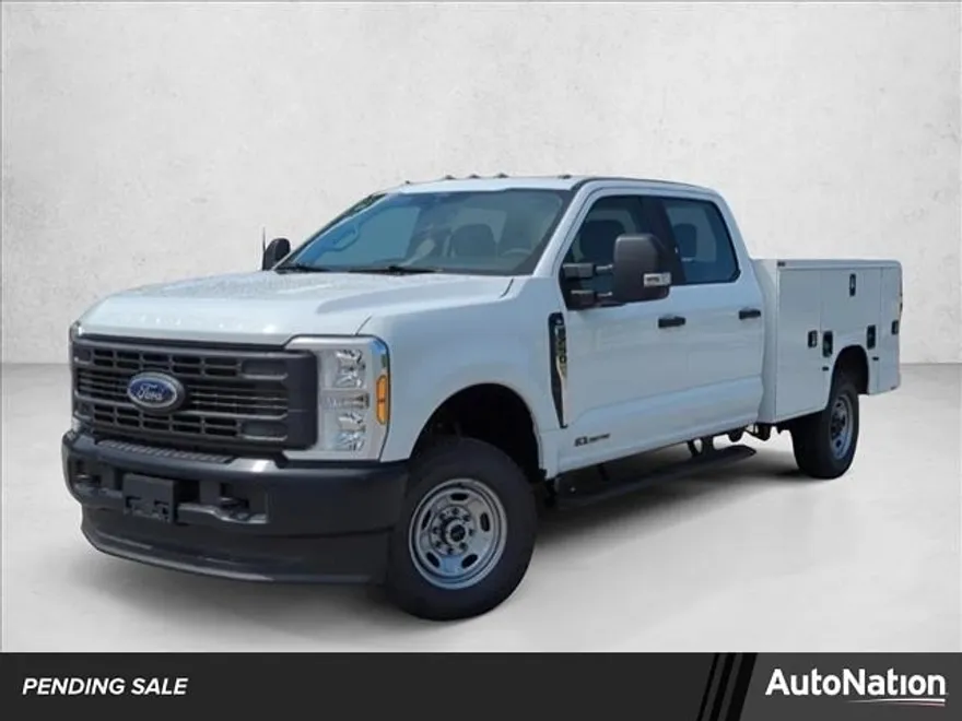 2025 Ford F-250 XL photo 1