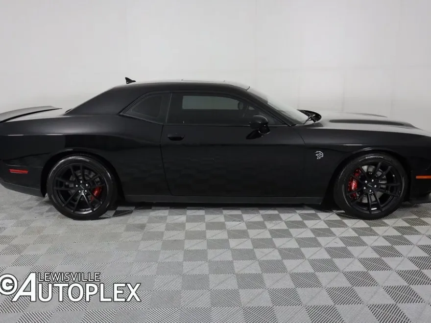 2023 Dodge Challenger SRT8 Hellcat photo 1