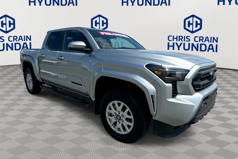 2024 Toyota Tacoma SR5 photo 1