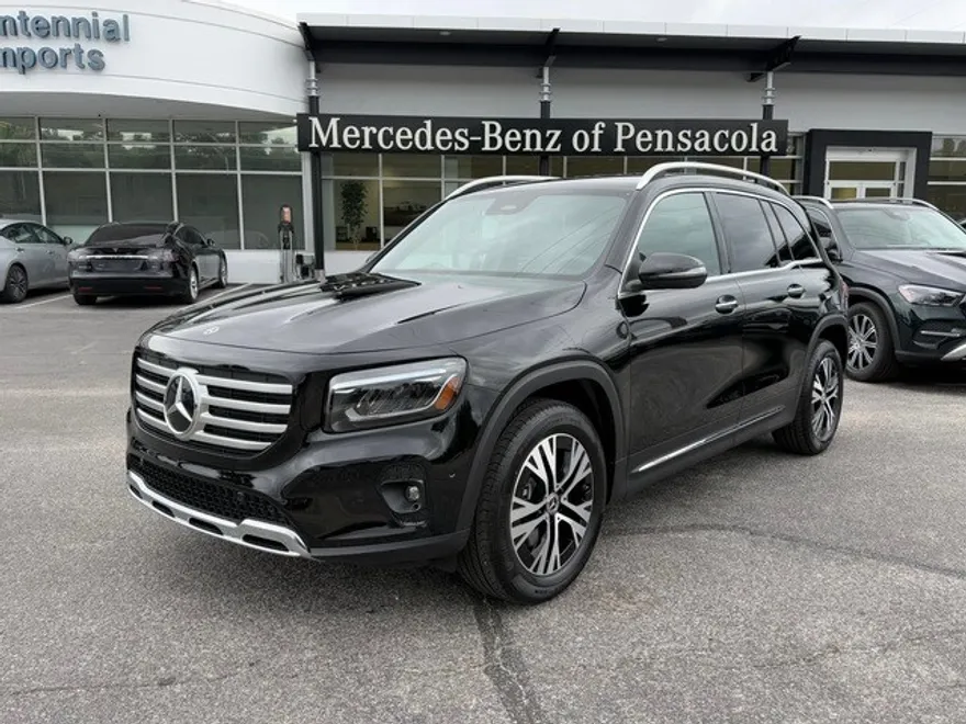 2025 Mercedes Benz GLB 250 photo 1