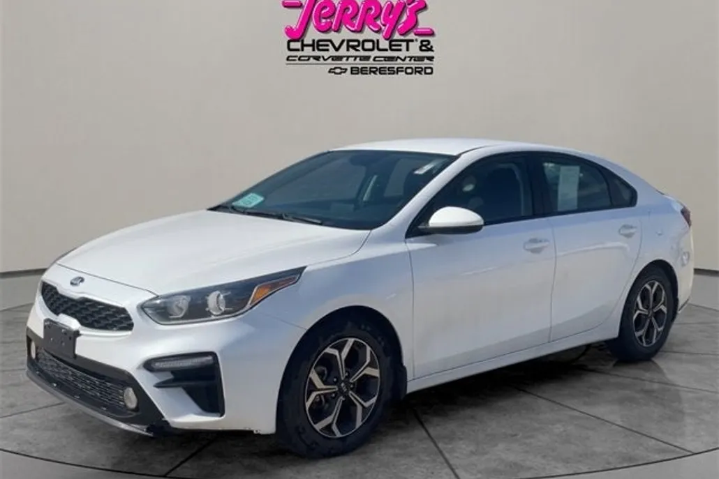 2021 Kia Forte LXS photo 1