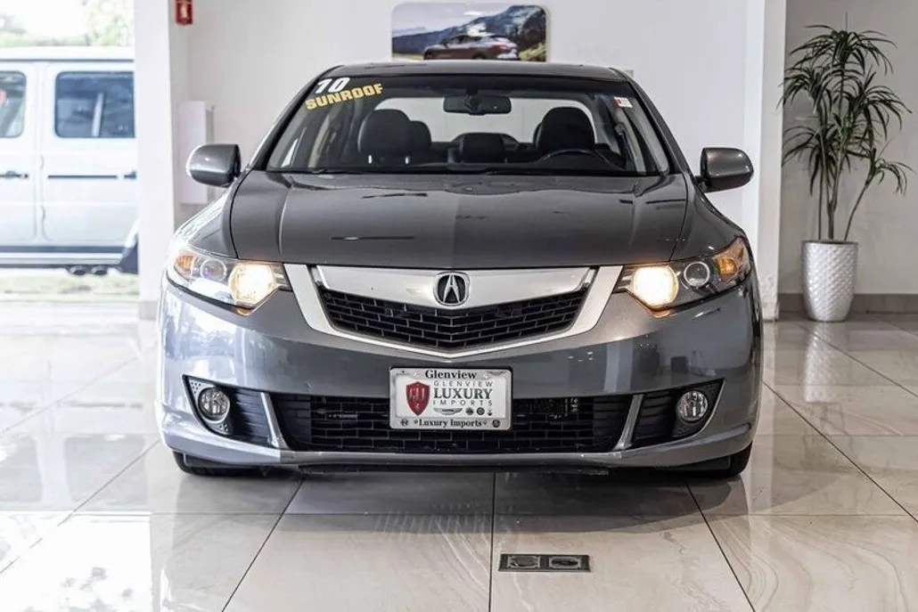 2010 Acura TSX photo 1