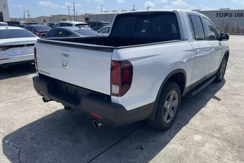 2021 Honda Ridgeline RTL photo 1