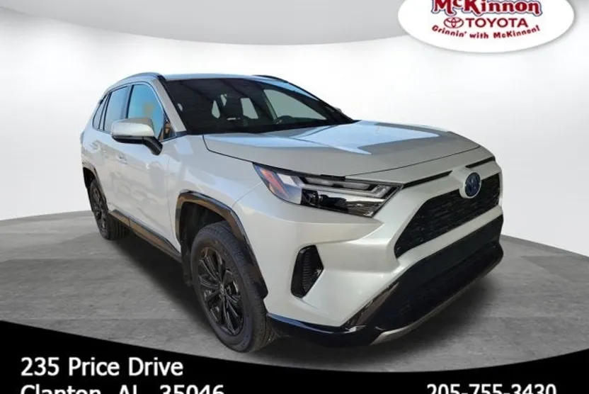2024 Toyota RAV4 Hybrid SE photo 1
