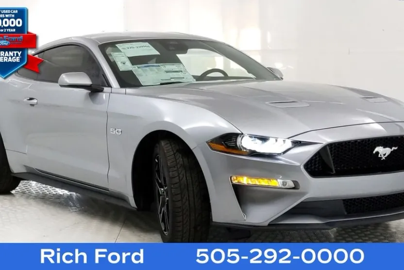 2022 Ford Mustang GT photo 1