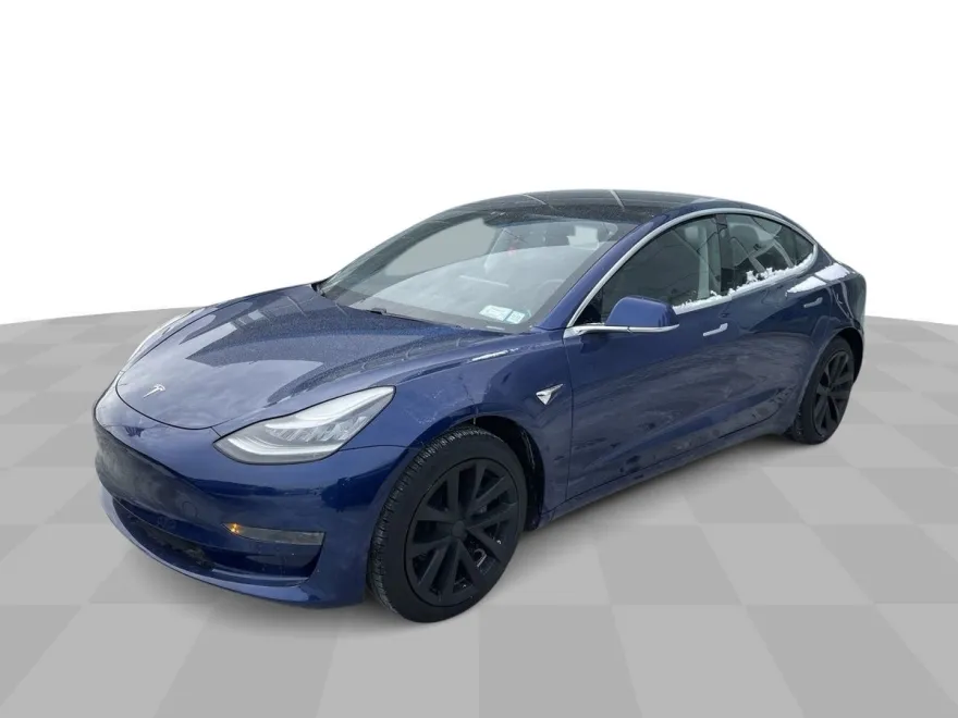 2020 Tesla Model 3 Standard Range Plus photo 1