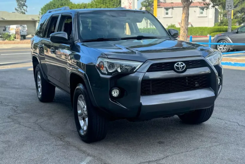 2018 Toyota 4Runner Limited Sport photo 1