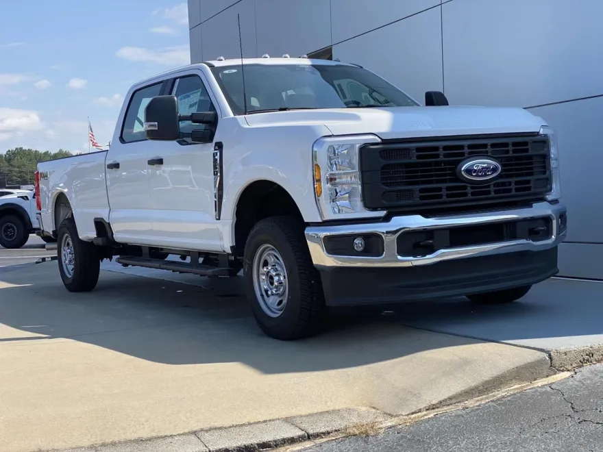 2026 Ford F-250 XL photo 1